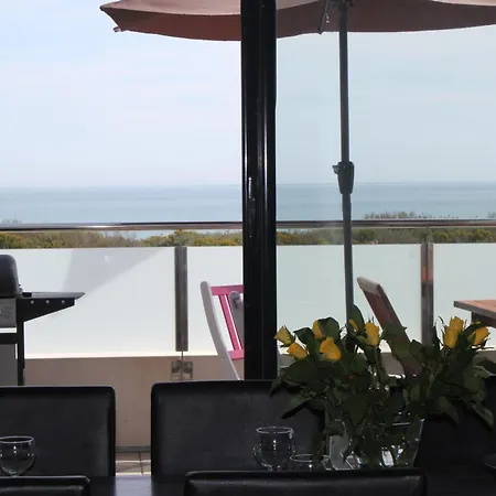 Front De 12 Personnes Hotel 3*